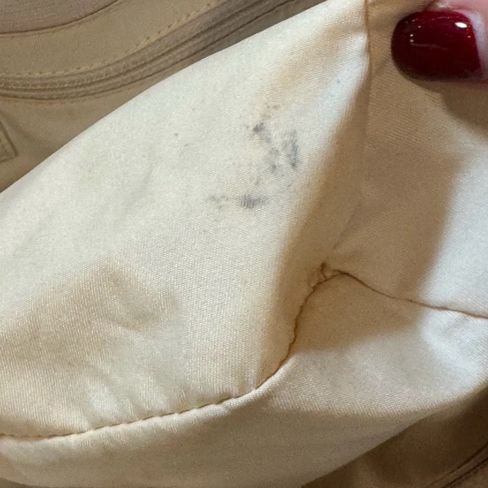 Authentic Chanel Vintage Travel Line Pink Tote - Picture 7 of 11